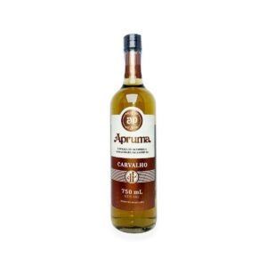 Cachaça De Alambique Armazenada Barris De Carvalho Apruma